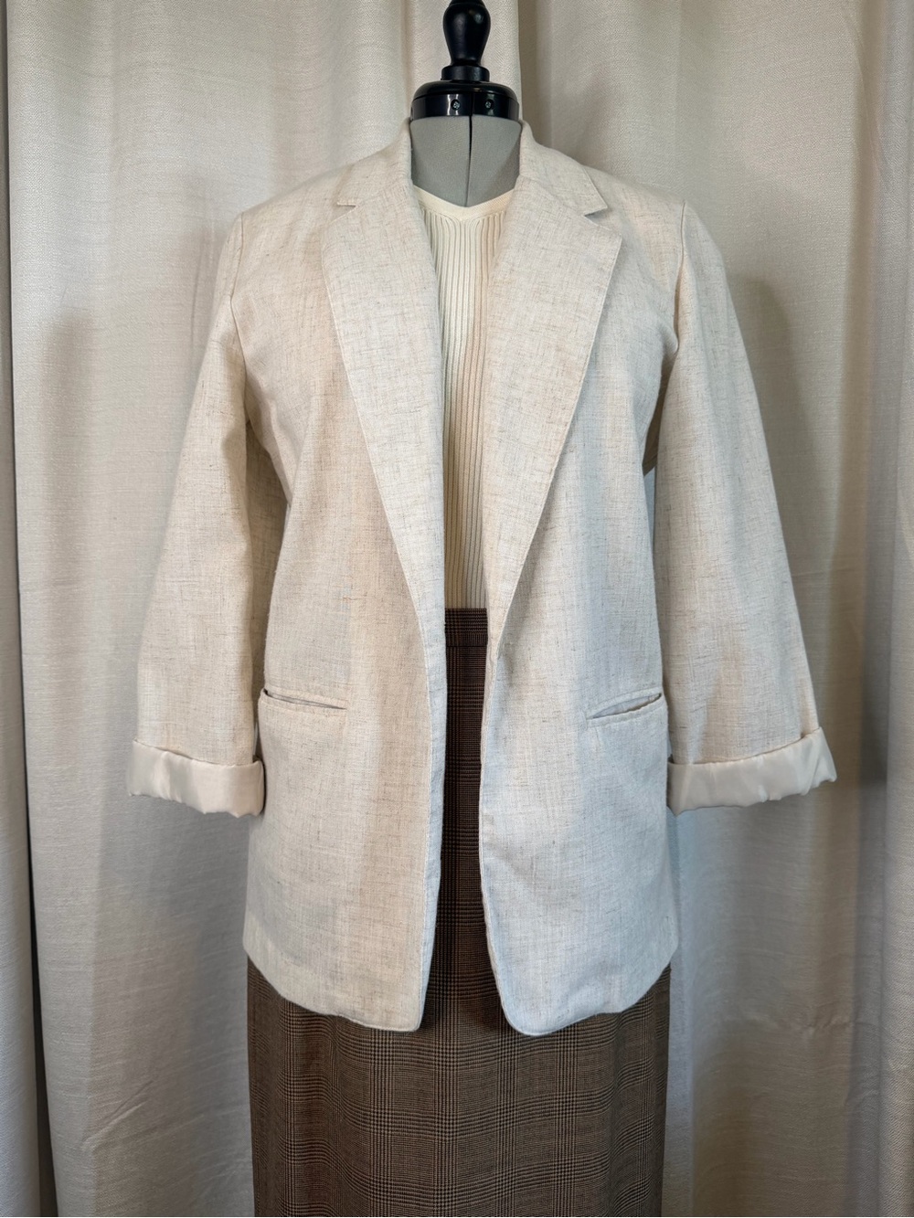 Sag Harbor Cream Linen Blazer Satin Cuffs Spring Summer Lightweight